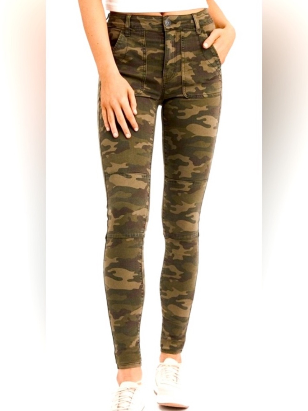 American Eagle Camouflage High Rise Jegging